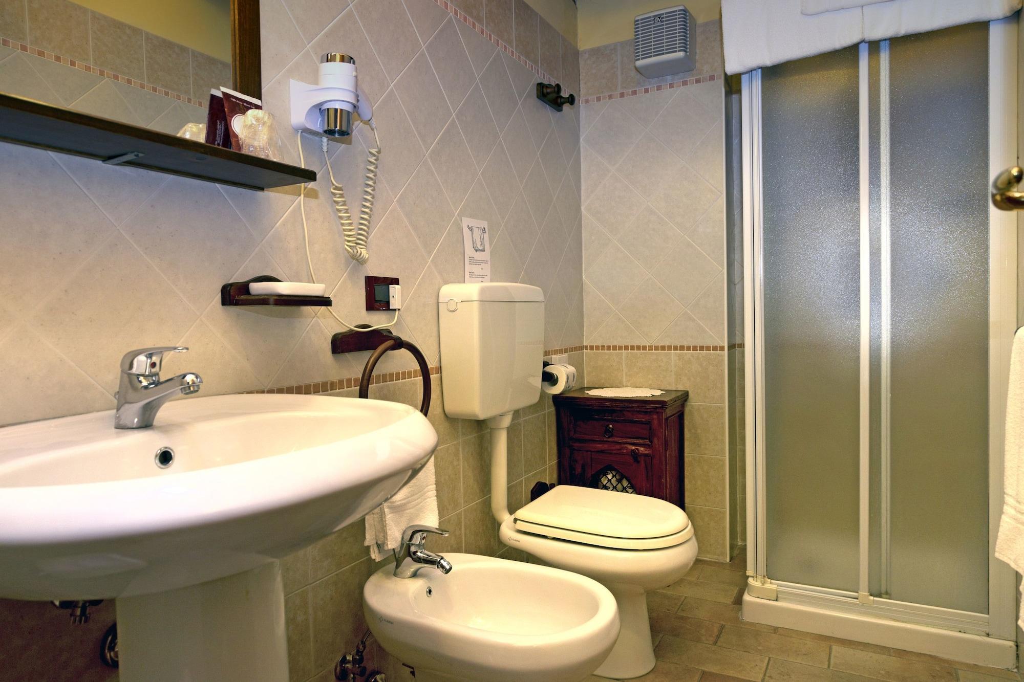 Hotel Antico Casale Vigarano Mainarda Ngoại thất bức ảnh