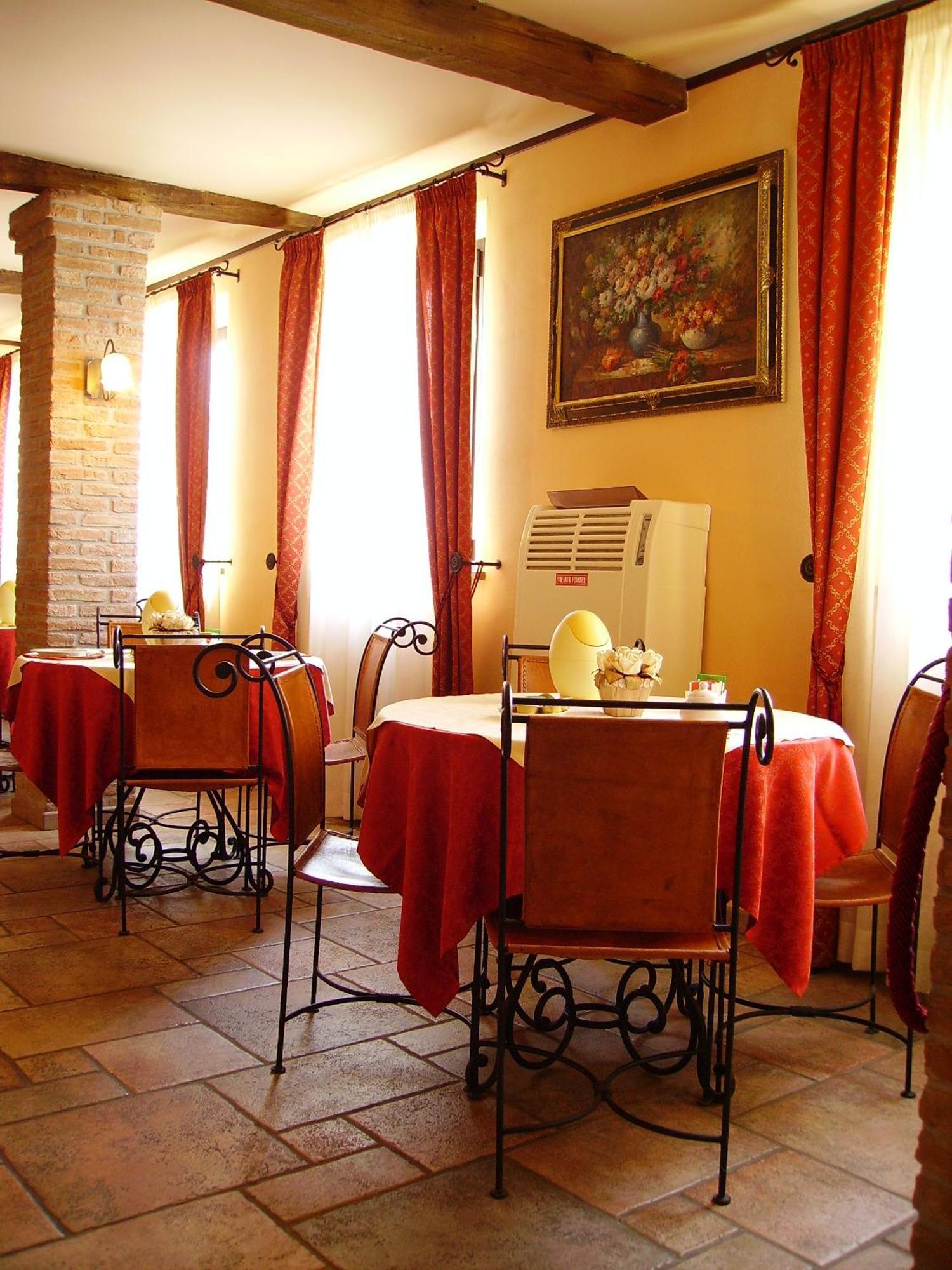 Hotel Antico Casale Vigarano Mainarda Ngoại thất bức ảnh