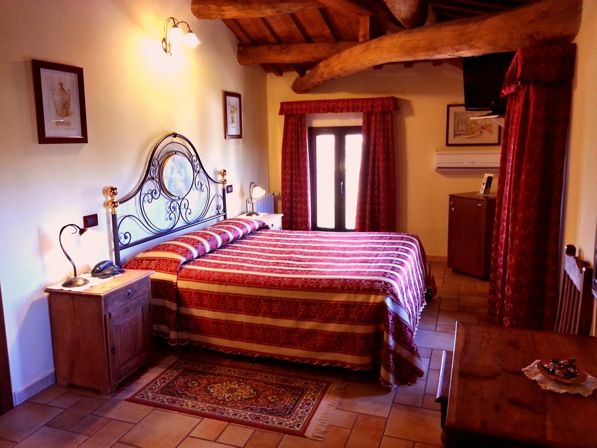 Hotel Antico Casale Vigarano Mainarda Ngoại thất bức ảnh