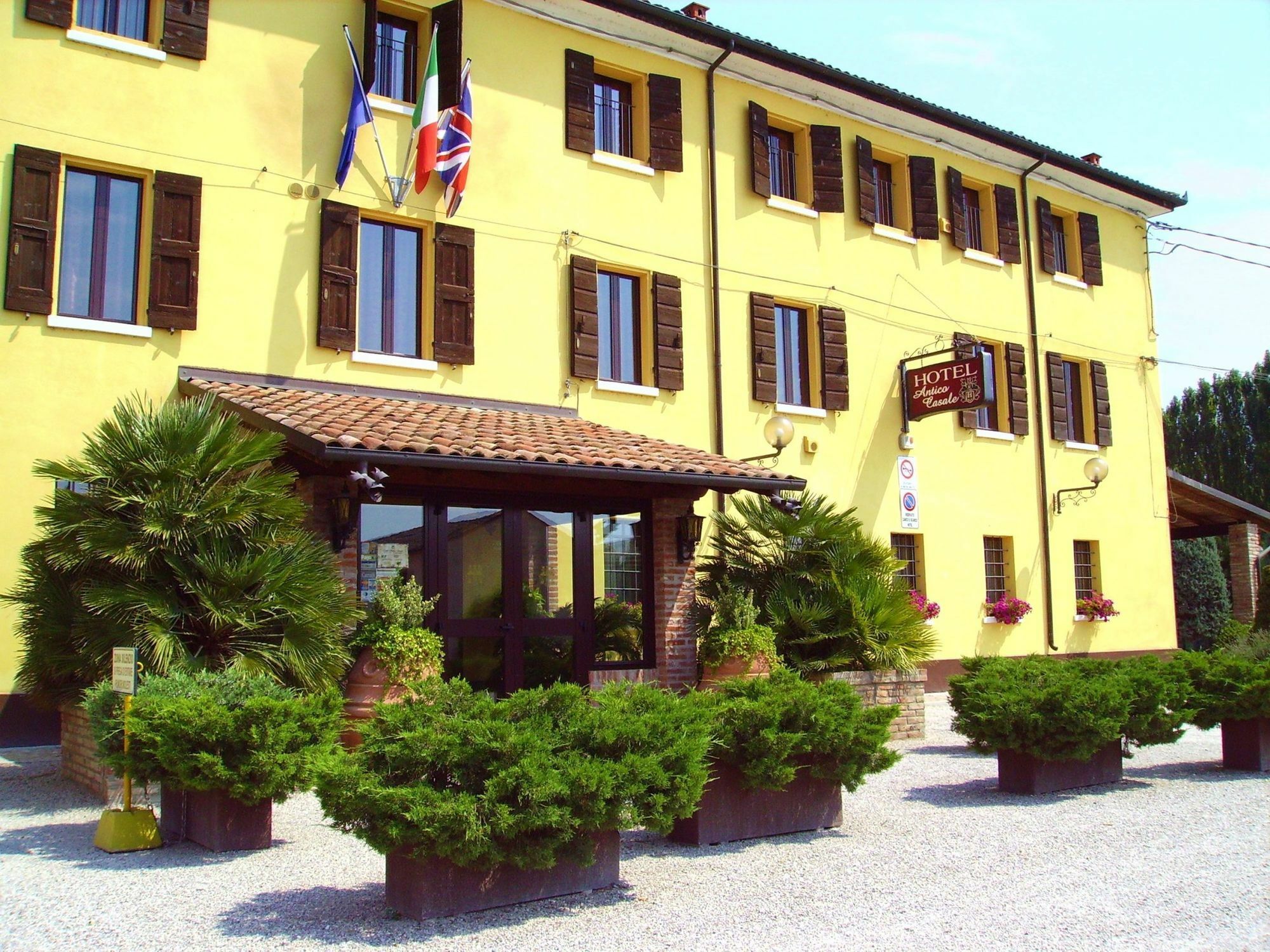 Hotel Antico Casale Vigarano Mainarda Ngoại thất bức ảnh