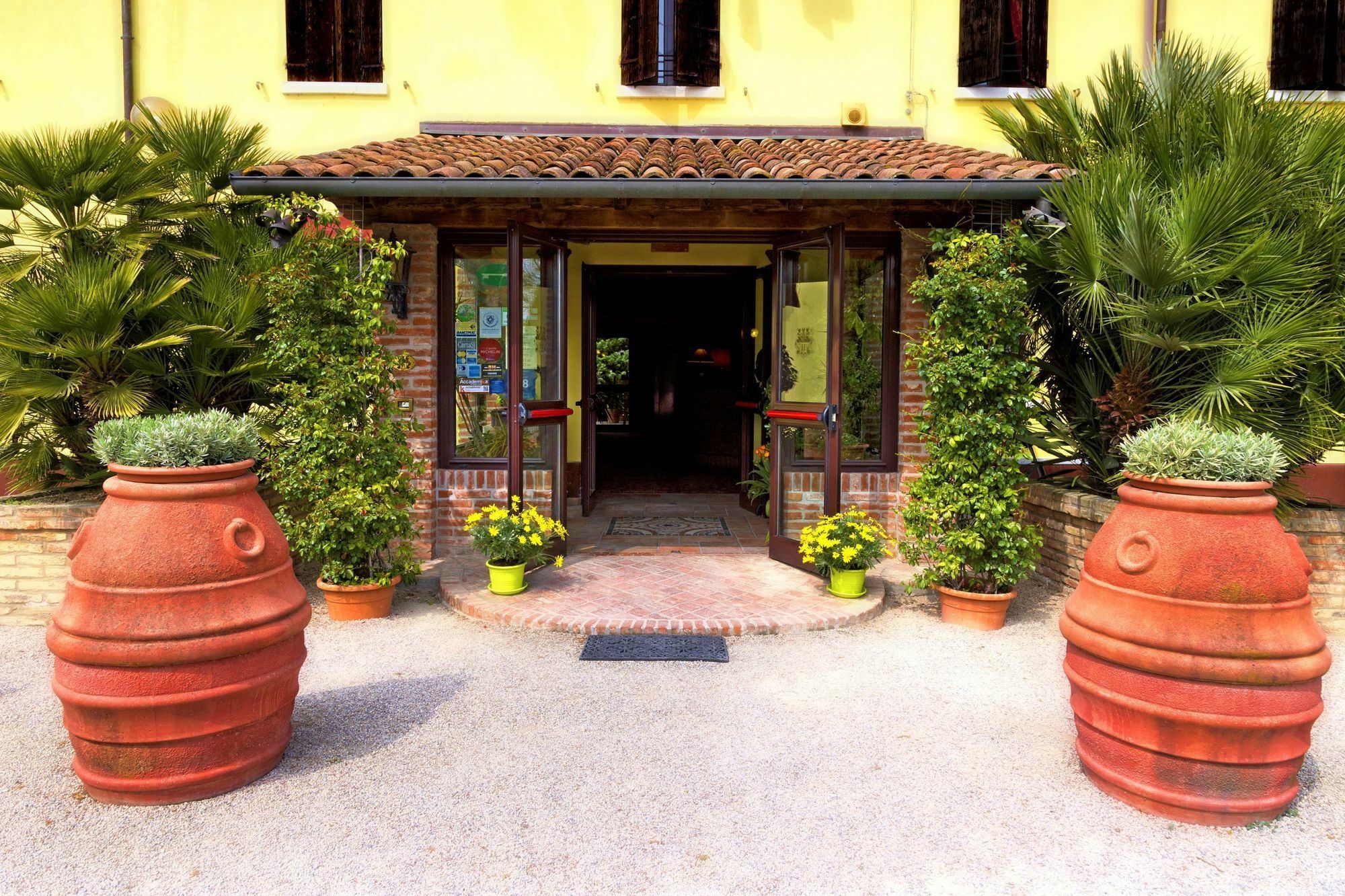 Hotel Antico Casale Vigarano Mainarda Ngoại thất bức ảnh